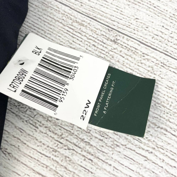 NEW Lauren Ralph Lauren BLACK Plus Size Shaping V-Neck One-Piece Swimsuit 22W - Picture 5 of 10